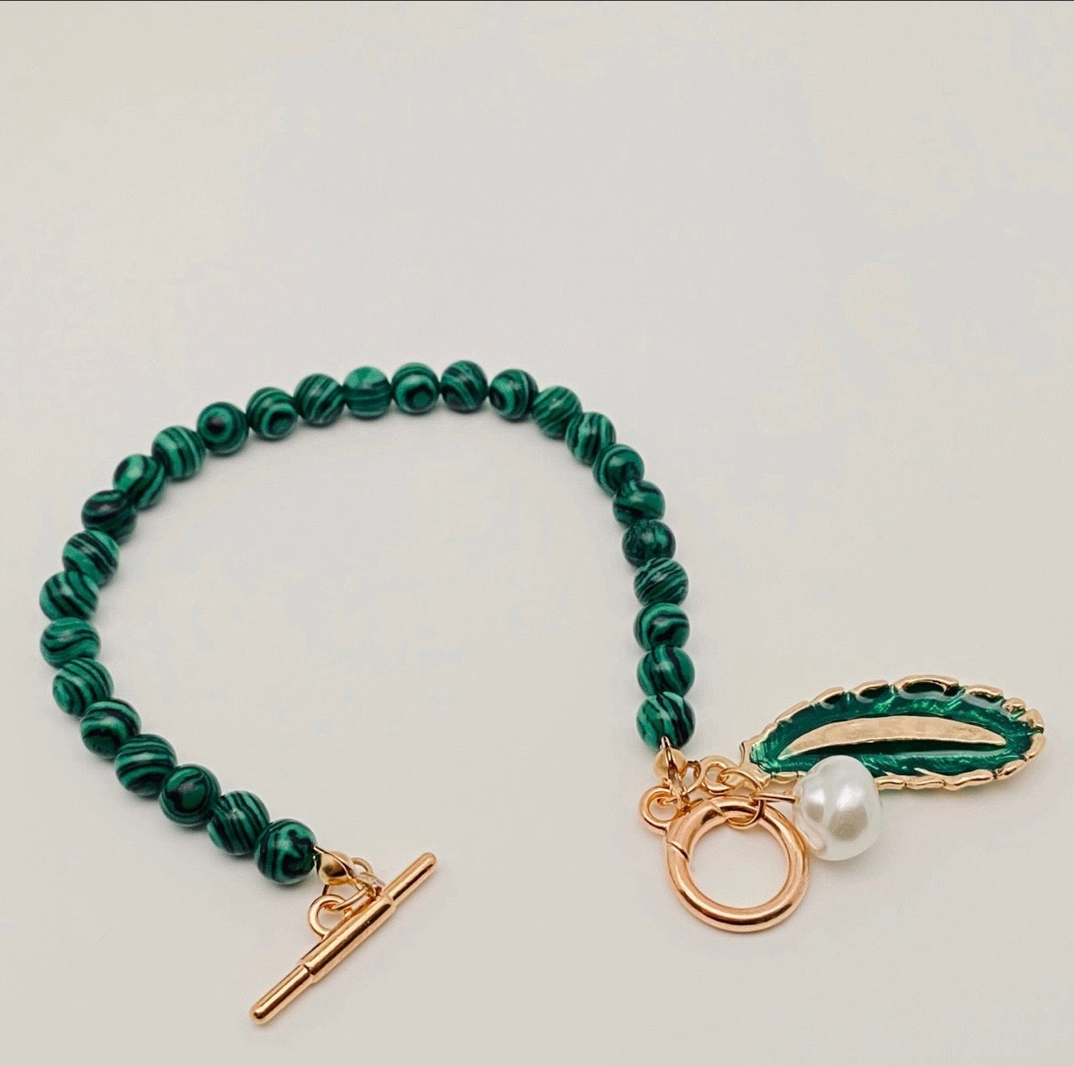 Leaf-Shaped Pendant Malachite Bracelet