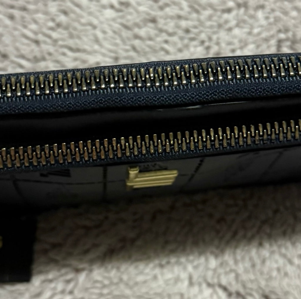 London Fog Logo- Double Pouch Navy