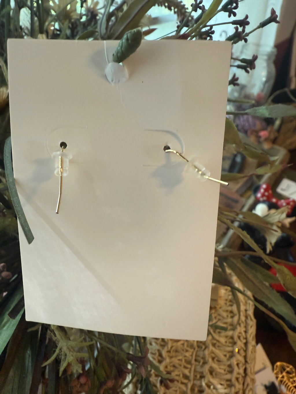 Blue Bird Resign dangle earrings - white tulips